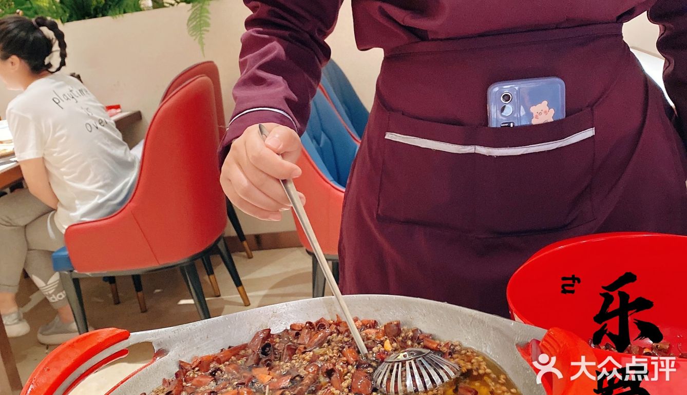 真的很好吃!推荐!爆浆糍粑:白白胖胖的,咬一口