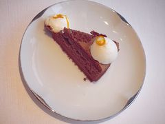 【夏日橙溺｜柏悦欣喜】巧克力蛋糕-杭州柏悦酒店·悅厅