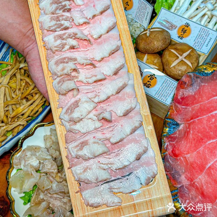 乌拉满族火锅这也太适合冬天来吃了吧🐣