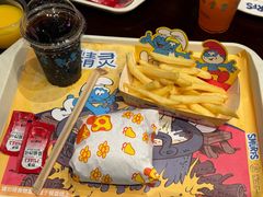 -蓝精灵乐园·世茂精灵之城主题乐园