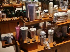 零售区-星巴克臻选(扬州瘦西湖文化广场店)
