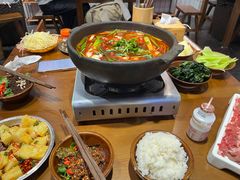 -黔有有贵州酸汤夺夺粉火锅(五味十字店)