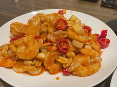 -泉畔人家·老济南经典鲁菜(大明湖店)