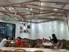 大堂-小满手工粉(上海品尊国际店)