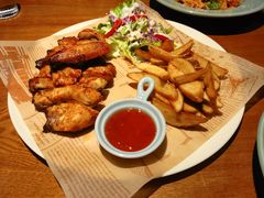 -JINNS锦时 steak&pizza(浸信会礼拜堂旧址店)