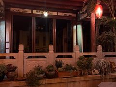 -香满楼.建水老宅院