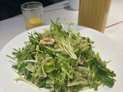 -阿瓦山寨·湘菜现炒·剁椒鱼头王(咸阳总店)