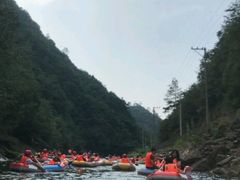 -安吉龙王山峡谷漂流