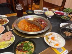 -沸炉重庆老火锅(军事博物馆店)