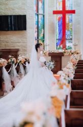 -Lady  Jane高端婚纱礼服馆