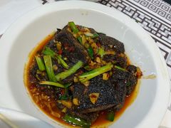 -靓虾二哥长沙地标小龙虾(五一广场店)