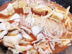 -缘福乡村铁锅炖民宿(八达岭店)
