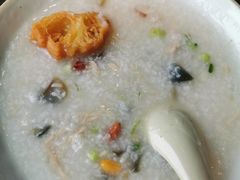 皮蛋瘦肉粥-蝴蝶里·粤菜·点心(龙湖天街&滨江店)