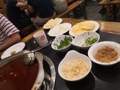 -冯记香辣兔火锅(茶店子总店)