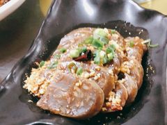 自制肉焖子-大牛馅饼(范阳路店)