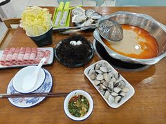 -老何家后安粉·糟粕醋海鲜火锅(三亚湾椰梦长廊店)