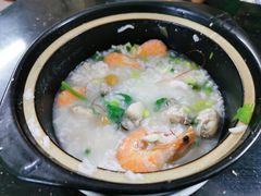 海鲜粥-蚝烙猪肚鸡靓汤店(华侨新村路步行街店)