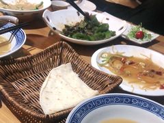 -阳光家常菜游客餐厅(千佛山店)