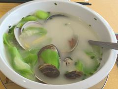 -鹏城人家海鲜酒家·23年老字号(较场尾店)