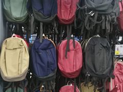 -迪卡侬(民族东店)