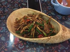 -蘑菇私房菜小馆(杨家坪西城天街店)