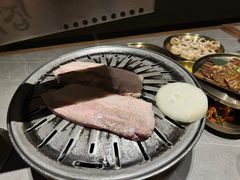 -草家酱蟹炭火烤肉店(珲春南路一店)