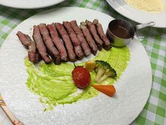 -哟吼艺术餐厅·亲子·生日宴