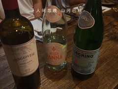 -SISTERS BAR RESTAURANT川意酒馆(嘉善老市H楼店)