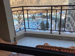 -荣盛康旅野三坡滑雪场