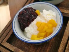 芒果白雪黑糯米-拾光·小碗甜品