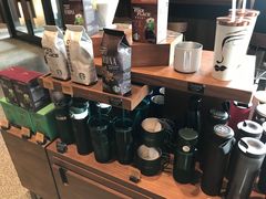 零售区-星巴克臻选(天津鲁能中心一店)