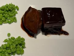 鲍鱼红烧肉-杭州西子湖四季酒店·金沙厅