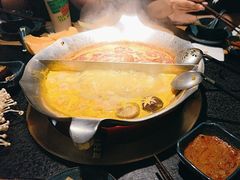 -湊湊火锅·茶憩(上海合生汇店)