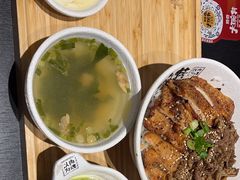 -熊吞·大碗丼烧肉饭(西市场嘉华店)