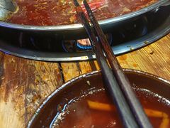 -老街·稳拈老火锅(海椒市店)