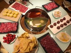 -领鲜潮牛鲜牛羊肉火锅(宏昌店)