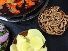 -重庆故事姊妹老火锅(财经学院店)