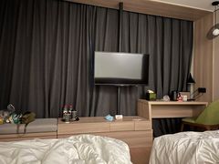 -成都太古里总府王府井亚朵X酒店
