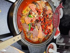 -辣尚瘾·烤鱼·新川菜(牡丹园直营店)