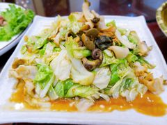 -乔家小院•本地小海鲜•非遗驴肉(万年泉路店)