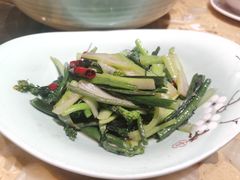 炒时蔬-阿斯牛牛十二餐厅•四季餐厅(民族大道店)