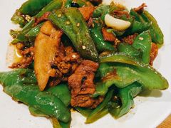 螺丝椒炒肉-南京人家(盛京大奥莱店)