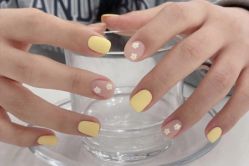 -悦指间美甲美睫