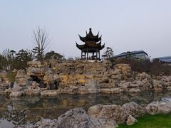 -上海滴水湖皇冠假日酒店