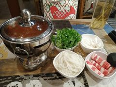 -滇越乘象云南餐厅(豆各庄店)