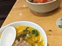-三千粉牛肉米粉(来客茂店)
