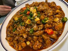 老巷子肥肠鸡-付掌柜在成都·热炒砂锅集(金禾店)