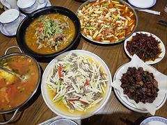 -邱金小炒·30 年盐帮江湖菜(自贡店)