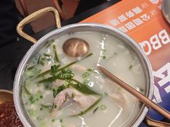 -何师烧烤Pro ·江湖川菜·小龙虾·精酿(太古里旗舰店)