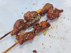 -巴汗羊肉串烧烤店